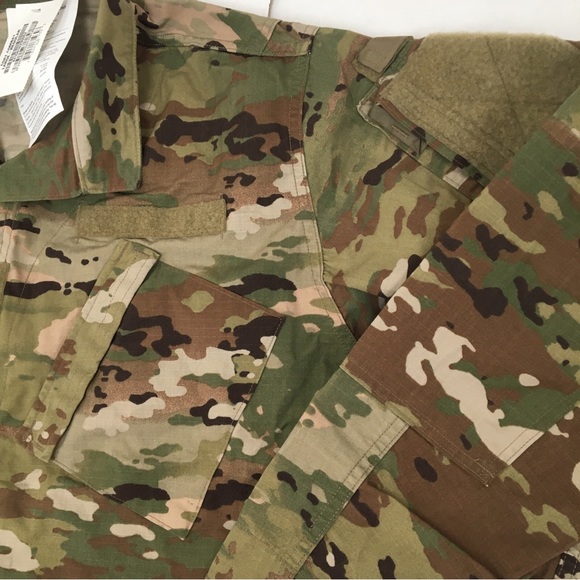 USA military camouflage jacket. Insect repellent. Size large. New with tags. - Picture 7 of 9